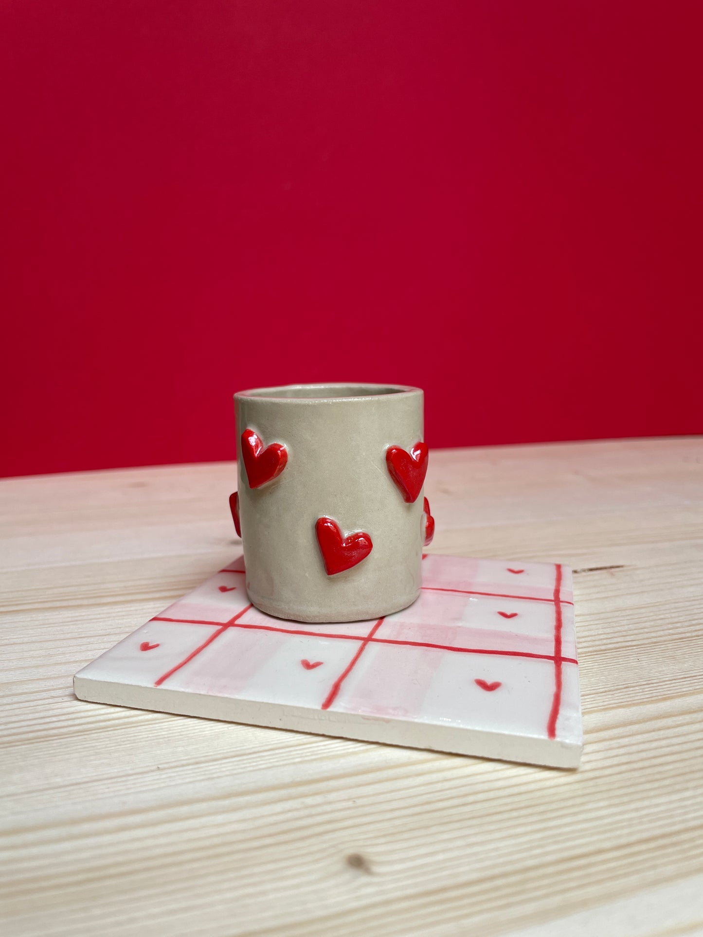 ° Piastrella tovaglia cuori