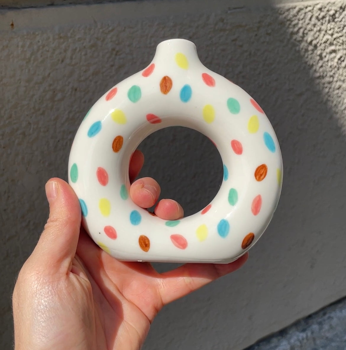 Vasetto ciambella in porcellana