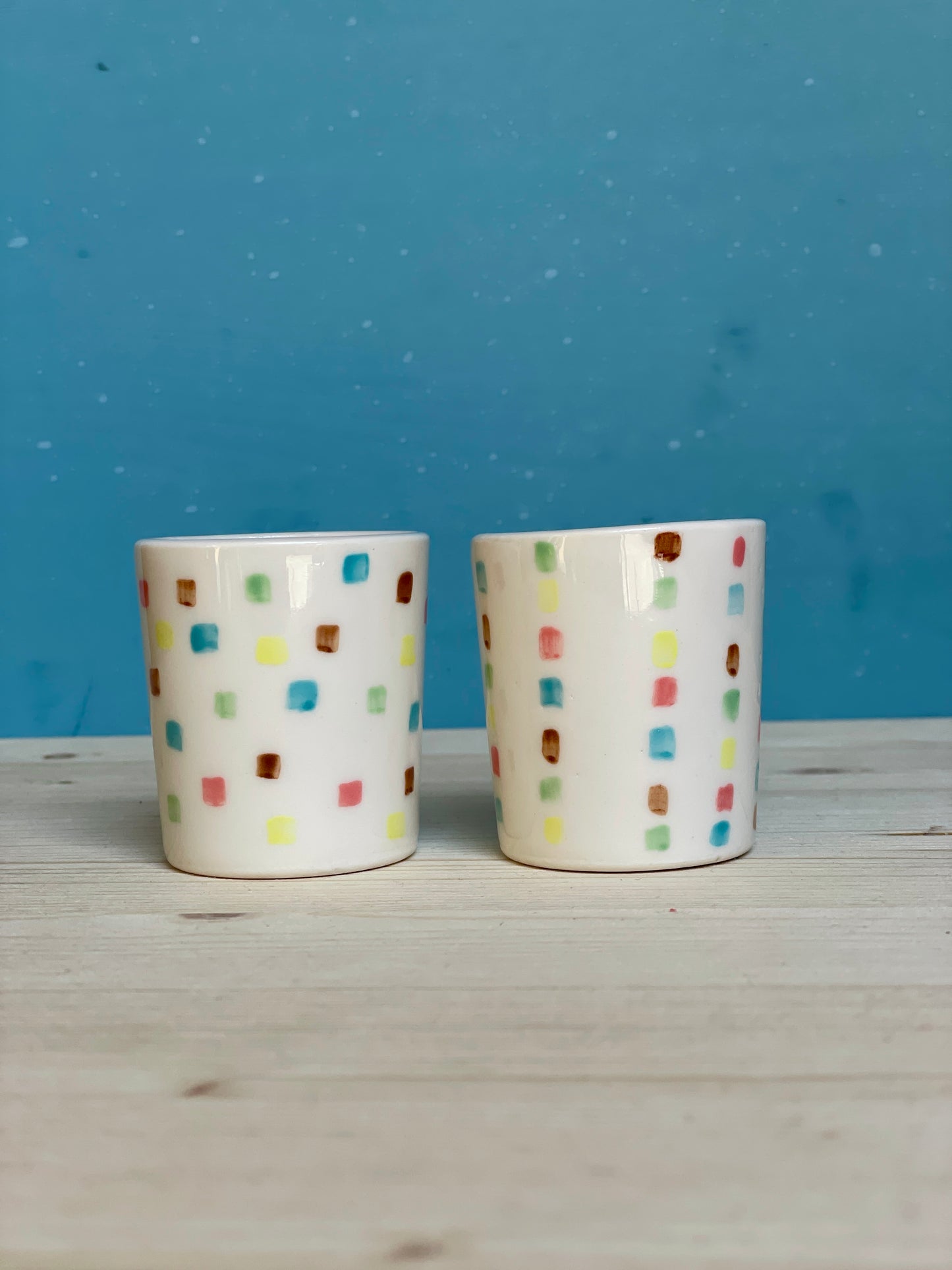 Coppia tazzine porcellana quadratini