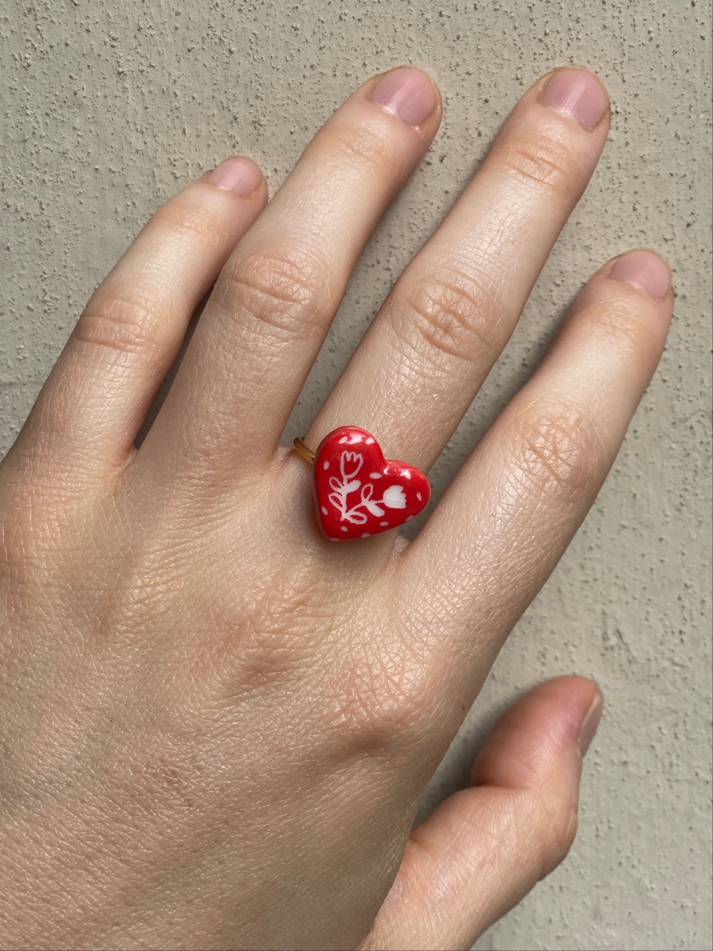 Anello cuoricino Fiori Bianchi