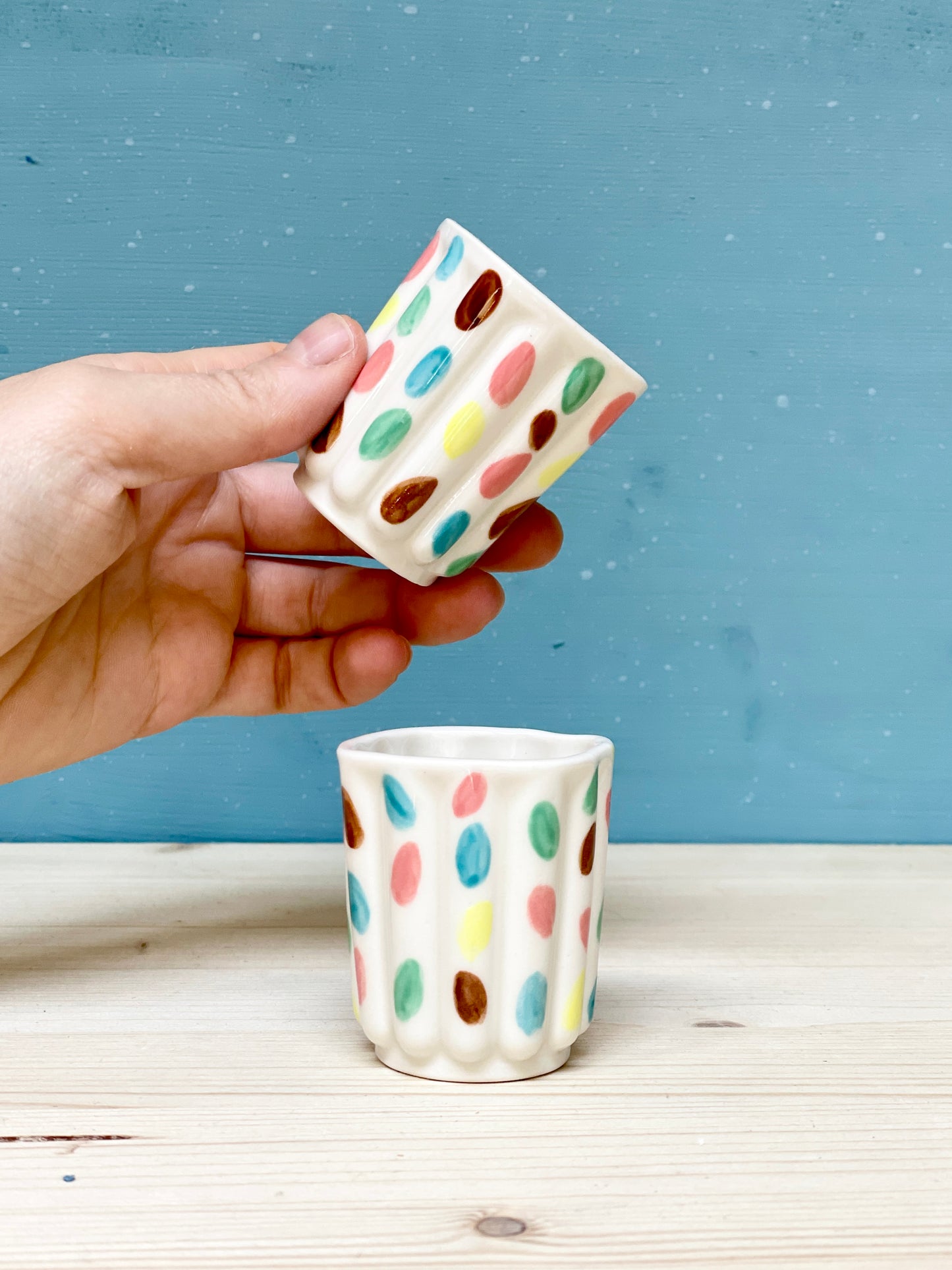 Coppia di tazzine porcellana