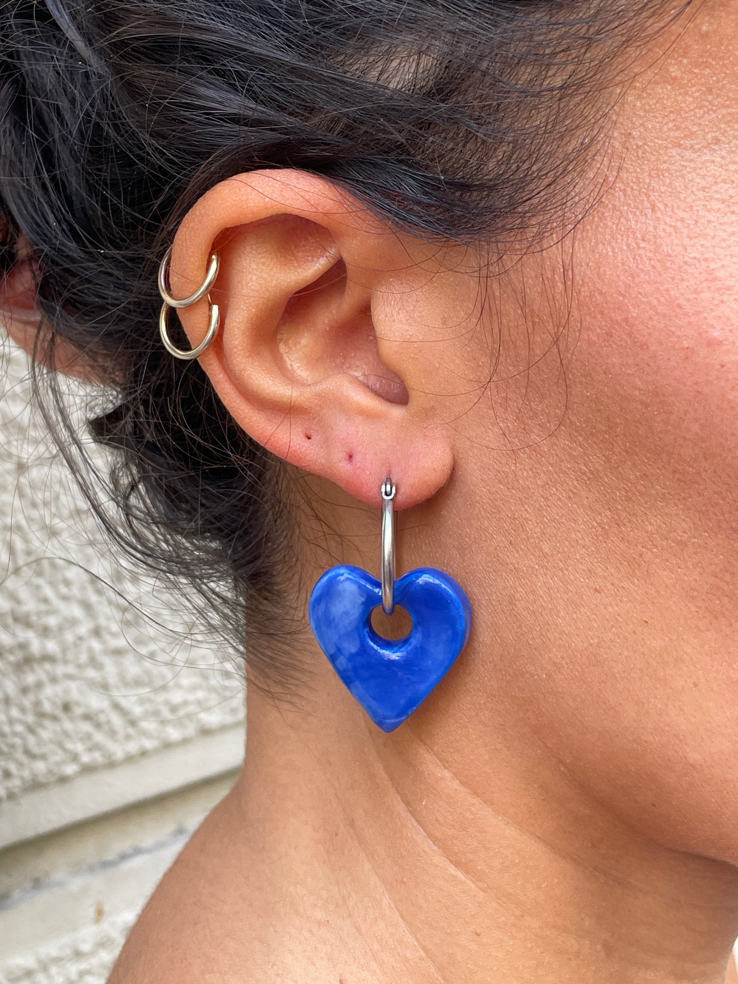 Orecchini cuore blu