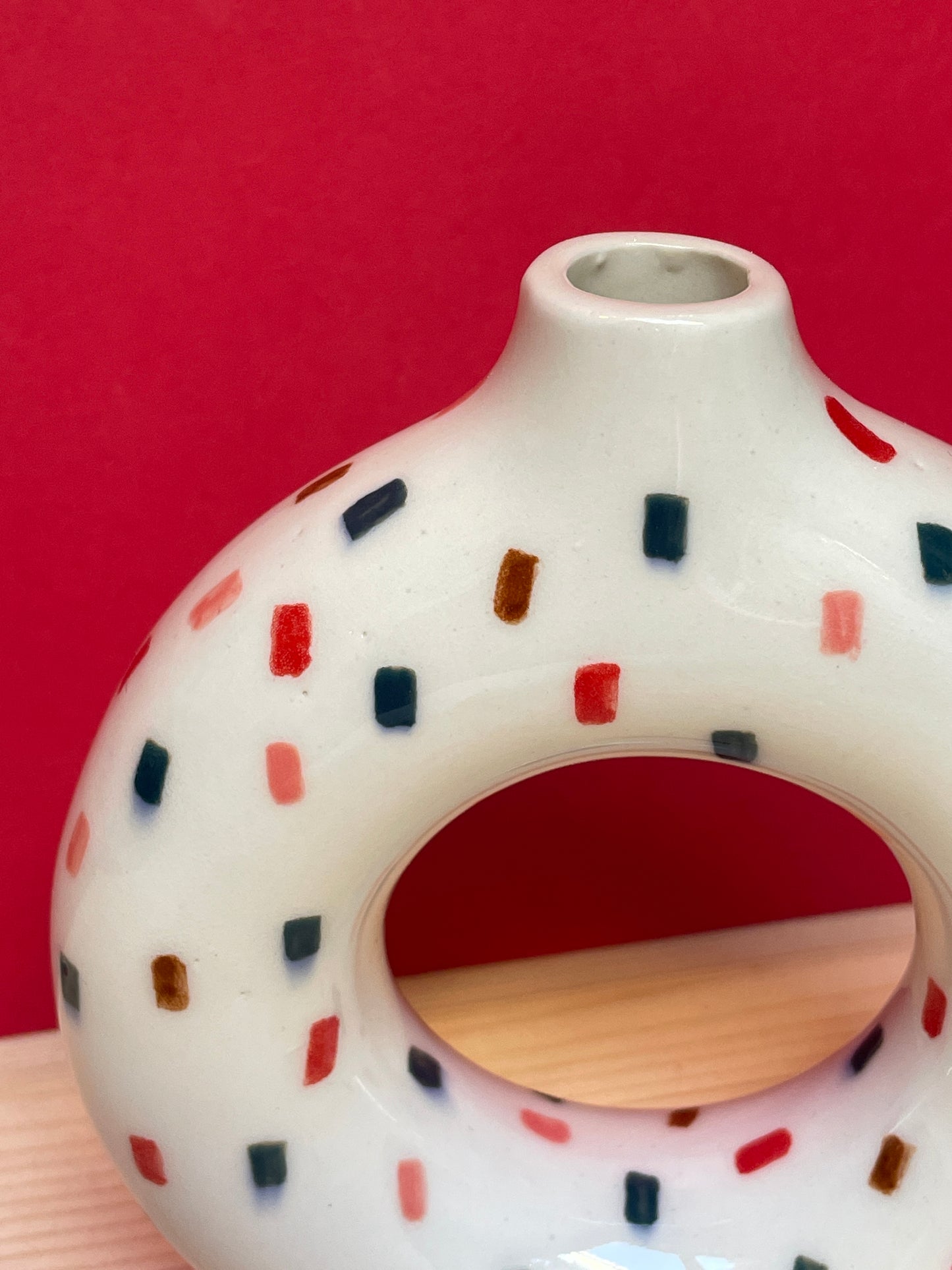 Vasetto ciambella in porcellana