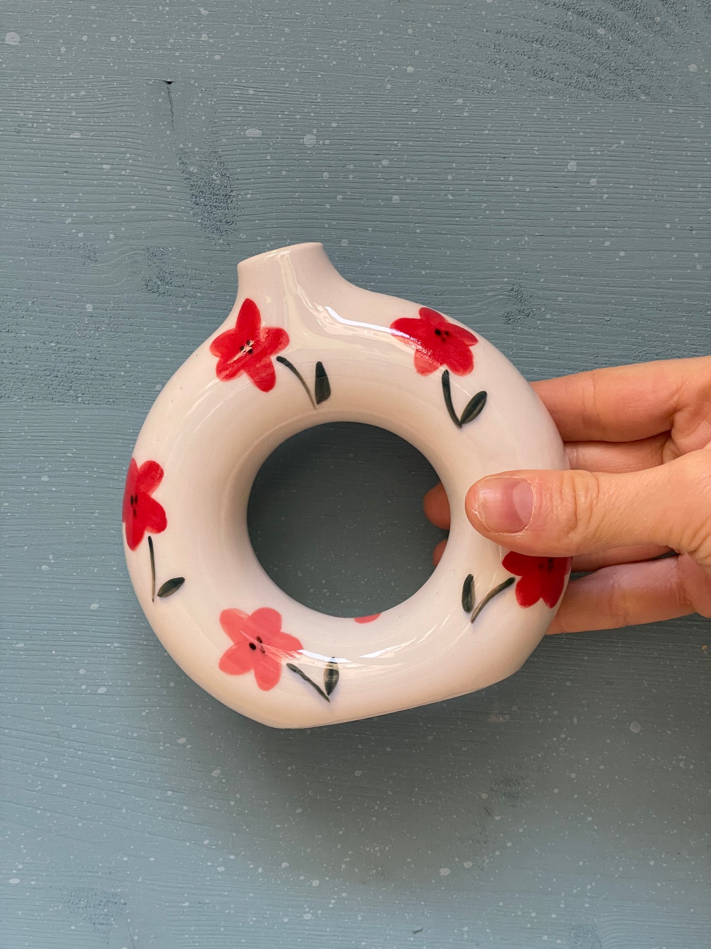 Vaso ciambella in porcellana