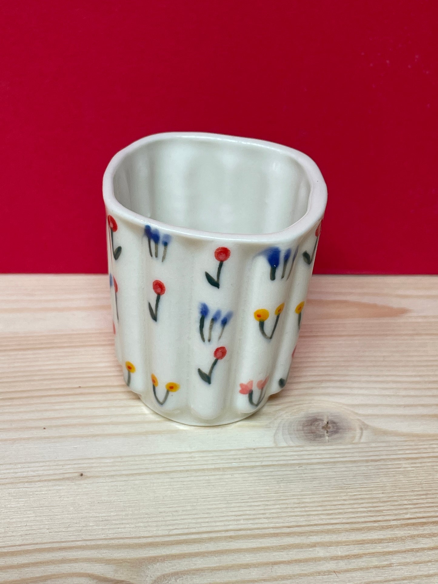 Tazzina porcellana fiorellini